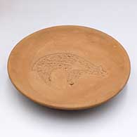 Small dish with sgraffito bear design
 by TsePe of San Ildefonso