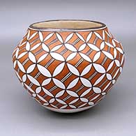 Polychrome jar with a painted geometric design
 by Marie Z Chino of Acoma