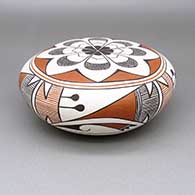 Polychrome seed pot with a fine line, medallion, and geometric design
 by Lee Ann Cheromiah of Laguna