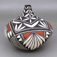 Polychrome jar with a fine line and geometric design
 by Sandra Victorino of Acoma
