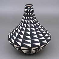 Black and white jar with a geometric design
 by Cletus Victorino of Acoma
