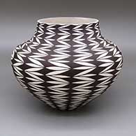 Black-on-white jar with a geometric design
 by Barbara Cerno of Acoma