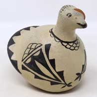 A classic Cochiti bird figure