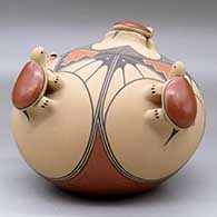 A lidded polychrome turtle bowl, click or tap to see a larger version