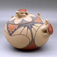 A lidded polychrome turtle bowl, click or tap to see a larger version