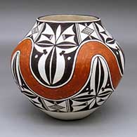 A polychrome jar decorated with a four-panel rainbow, cloud element and geometric design
 by Virginia Lowden of Acoma