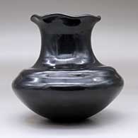 A double-shouldered black jar with a tall neck and pie crust rim, click or tap to see a larger version