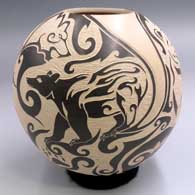 Brown-on-tan jar with a sgraffito optical effect wildlife and geometric design
 by Abraham Rodriguez of Mata Ortiz and Casas Grandes