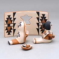 A four piece Jemez-style nativity, click or tap to see a larger version