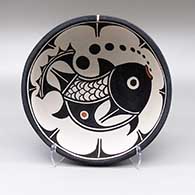 Polychrome bowl with a fish and geometric design
 by Thomas Tenorio of Santo Domingo